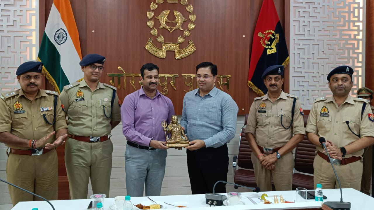एसएसपी गौरव ग्रोवर को गर्मजोशी के साथ किया गया विदाई