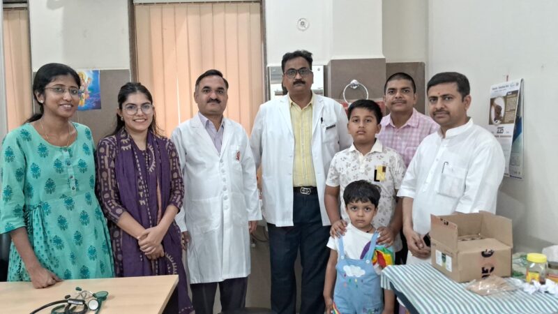 एमजीयूजी के आयुर्वेद कॉलेज में सैकड़ों बच्चों का हुआ सुवर्णप्राशन