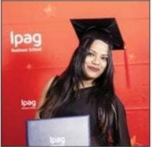 चेयरमैन की बेटी ने पेरिस में बिखेरी तिरंगे की चमक
