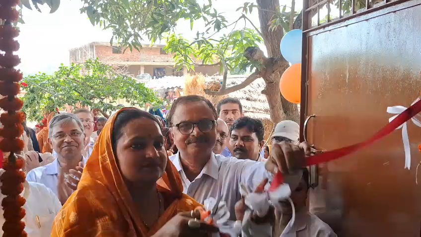 नवनिर्मित वनटांगिया आयुष्मान आरोग्य मंदिर और मॉडल सीआई वीएचएसएनडी सत्र का हुआ शुभारंभ