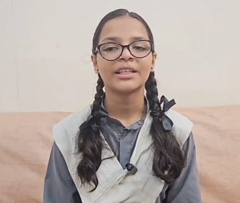फीस माफ होने के साथ शुरू हो गई पंखुड़ी की पढ़ाई