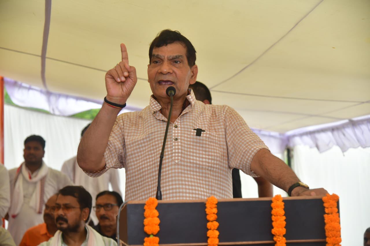 पुल 2026 के लास्ट तक बनकर तैयार हो जाएगा : मंत्री एके शर्मा