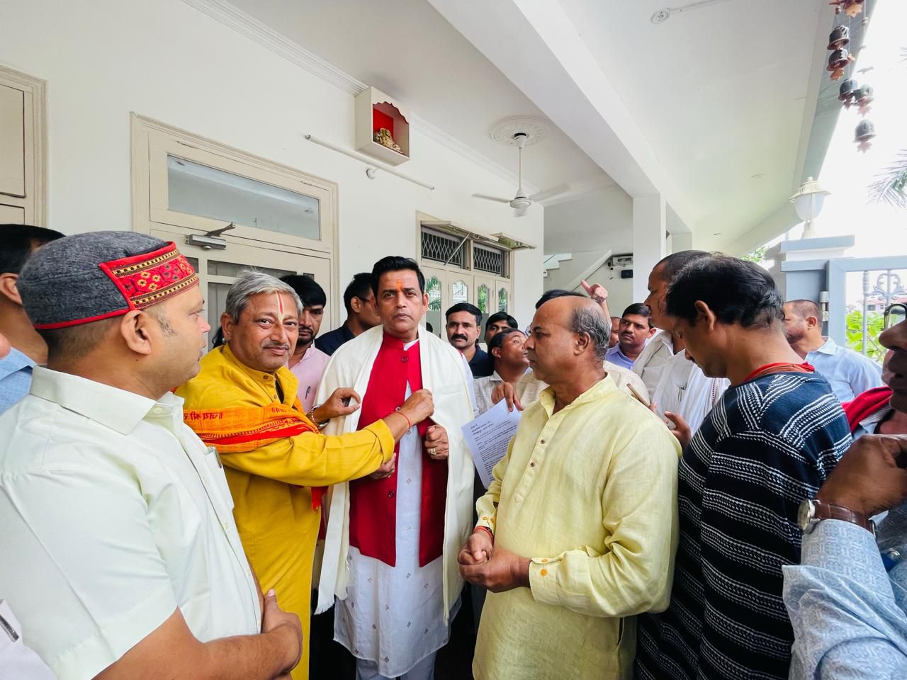 हरिद्वारपुरम जनकल्याण समिति के प्रतिनिधिमंडल ने की सांसद से मुलाकात