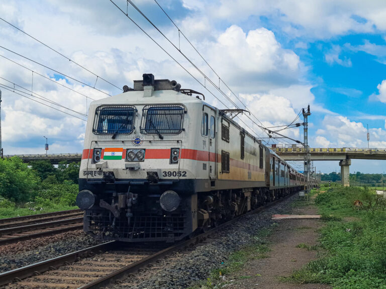 जल्द चलेगी पुरुलिया-आनंद विहार टर्मिनल एक्सप्रेस, धार्मिक स्थलों की यात्रा होगी आसान 