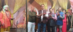 सोनबरसा विष्णु मंदिर में रामलीला का मंचन, सीता स्वयंवर देख श्रद्धालु हुए भाव-विभोर