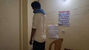 महराजगंज में पिता ने दो मासूम बेटों की हत्या के बाद लगाई फांसी, दीवार पर लिखा सुसाइड नोट