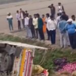 निचलौल में श्रद्धालुओं से भरी पिकअप गड्ढे में पलटी, तीन गंभीर 