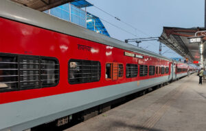 काठगोदाम-देहरादून एवं बनारस-देहरादून एक्सप्रेस नियंत्रित होकर चलेगी